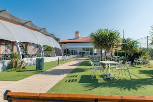 Photo n°3 de Tennis Padel Soleil à Beausoleil (Club de tennis)