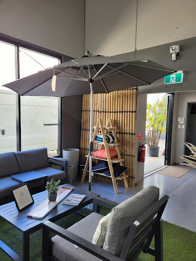 BAY OUTDOOR LIVING - Thumbnail