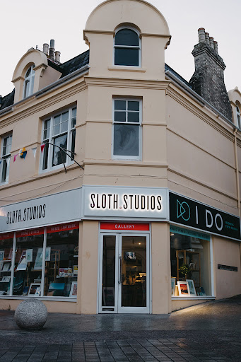 Sloth Studios - Visual