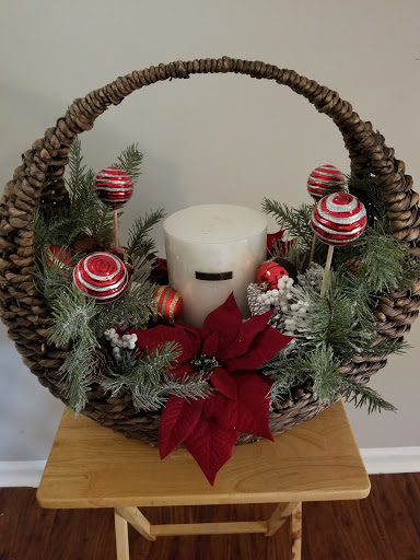 Epiphany Design Company - Event Florals and Custom Crafts