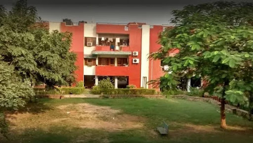 Ground floor 3 BHK, 2 BR, front and rear balconies. 1 undercover and 1 open car park, and lawn. P… post image