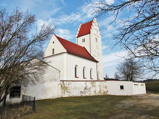 Kirche St. Leonhard Perka