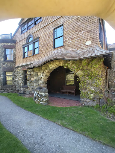 Stonehurst Parking Lot Gallery - United States