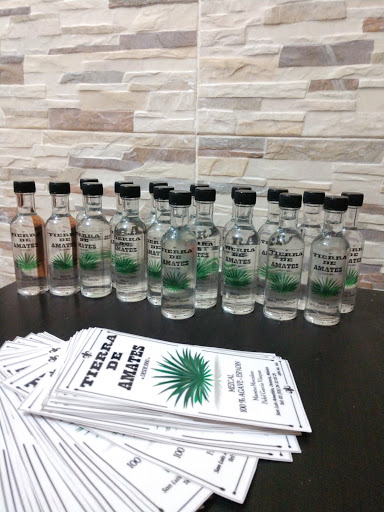 Mezcal Artesanal Tierra de Amates - Thumbnail