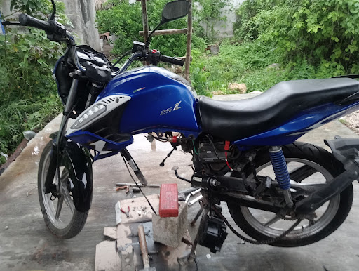 Taller de motos el Correcaminos