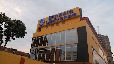 Photos of Gin&aacute;sio Universo