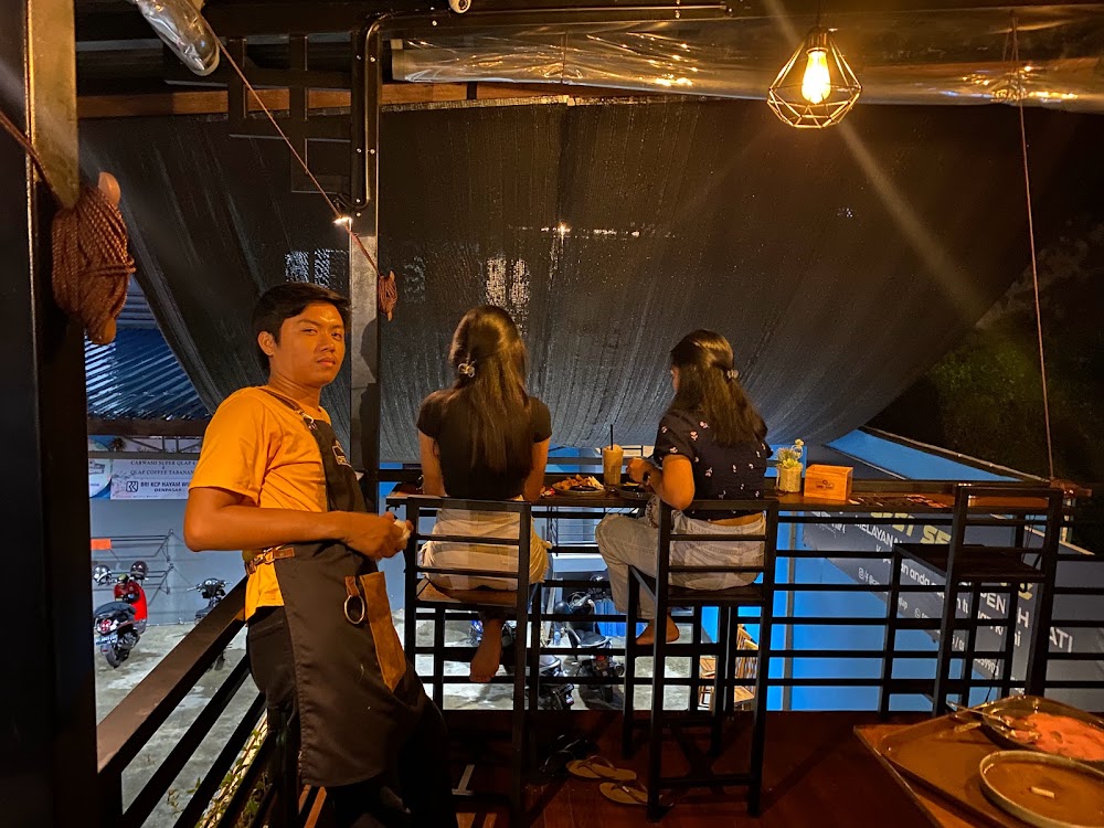 Qlap Coffee and Eatery Tabanan