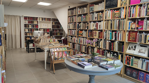 Librería Llera Pacios - Visual