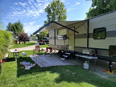 Cedarlane RV Resort