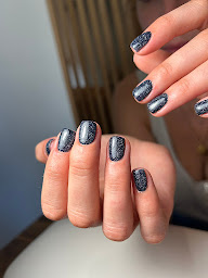 Photo n°5 de Studio Léa M. à Bouc-Bel-Air (Salon de manucure)