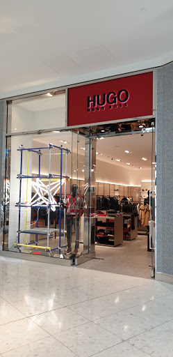 HUGO Store - Visual