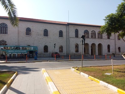 Toros Üniversitesi