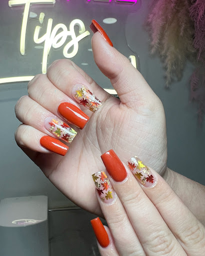 Twinkle Tips Nails - Elm Park Gallery - United Kingdom