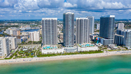 Beach Club Hallandale - Official Realtor - Thumbnail