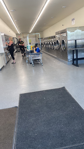 Laundromat on 6th Ave. - Thumbnail