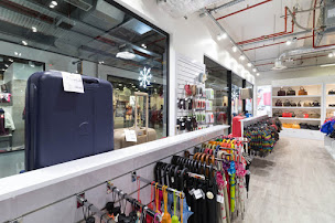 Photo n°11 de Delsey Sté à Corbeil-Essonnes (Magasin de fournitures scolaires)