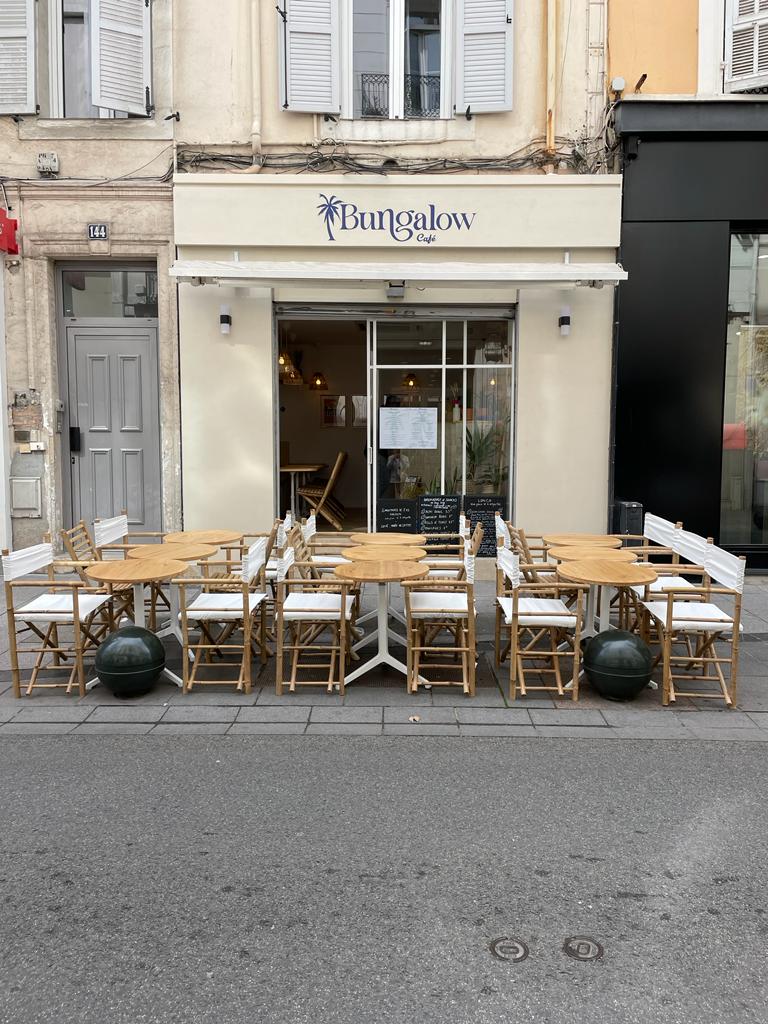 Bungalow Café — photo 1