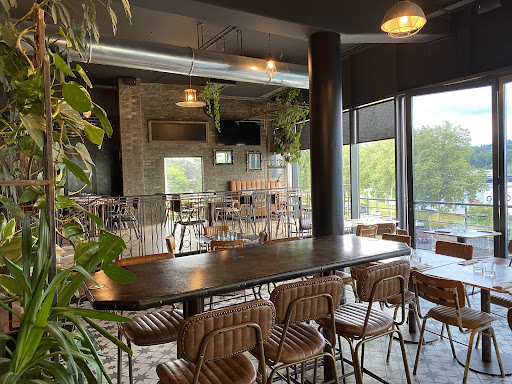 Photo 4 - PIZZ BURG
