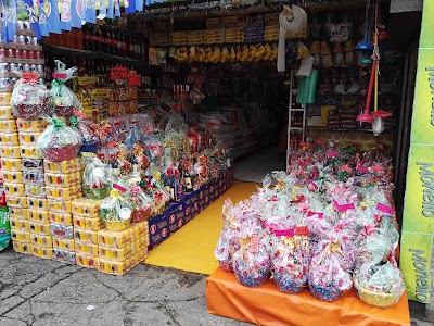 Photos of GRANOS Y VIVERES EL LAGO