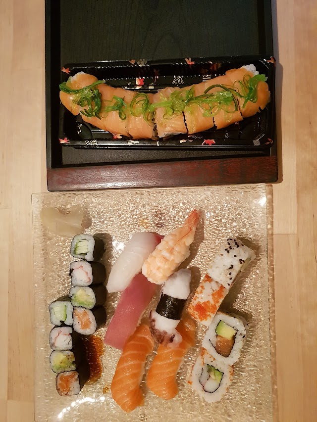 sakura sushi