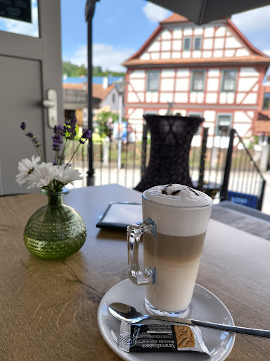 Beata's Café - Thumbnail