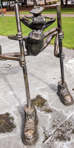 A Parade of Animals Sculpture, Peter Helzer - Thumbnail