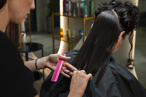 Looking for a stylish and professional hair cut in Ekta Nagar, Bareilly? Our salon offers expert… post image
