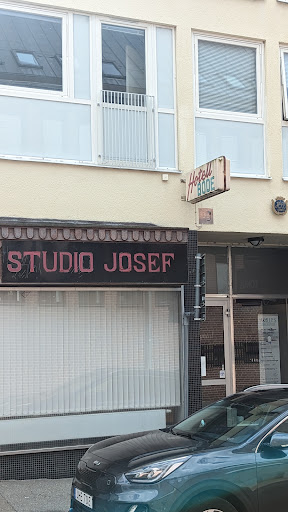 Studio Josef - Visual