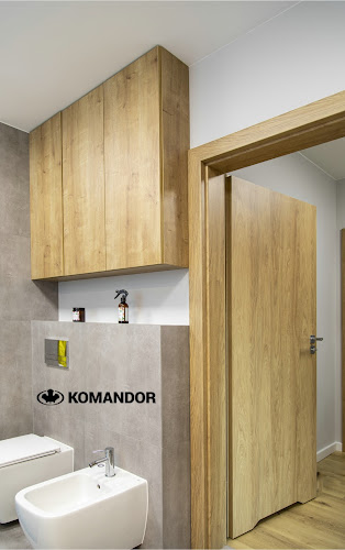 Komandor Salon Fabryczny - meble na wymiar, szafy, kuchnie, garderoby - Sklep meblowy