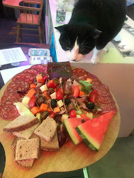 Photo n°12 de Cosy Lunch crêperie Bar à chats à Rouen (Saladerie)