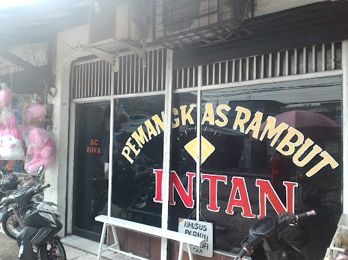 Pangkas Rambut Intan, Author: Pangkas Rambut Intan