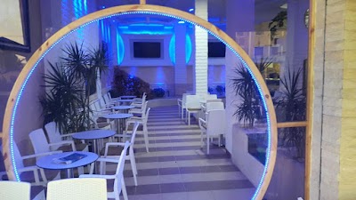 Photos of Caf&eacute; Marjana Blue