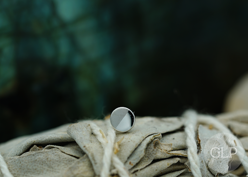 Golden Laurel Piercing & Fine Jewelry