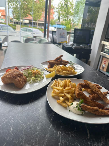 Restaurante La Puerta de Boadilla.