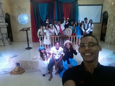 Photos of Iglesia Adventista del S&eacute;ptimo D&iacute;a, Central de Ondina