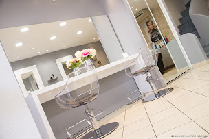 Photo n°14 de Lucie Saint Flo Coiffure à Narbonne (Salon de coiffure)