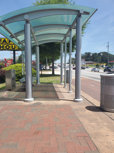 Memorial Dr & N Hairston Rd