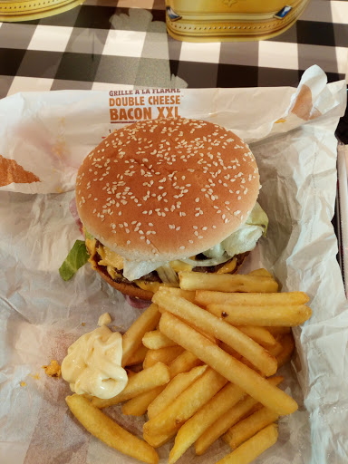 Photo 10 - Burger King