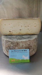 Photo n°26 de la Chevrerie du Bois à Saint-Laurent-des-Arbres (Marché traditionnel)