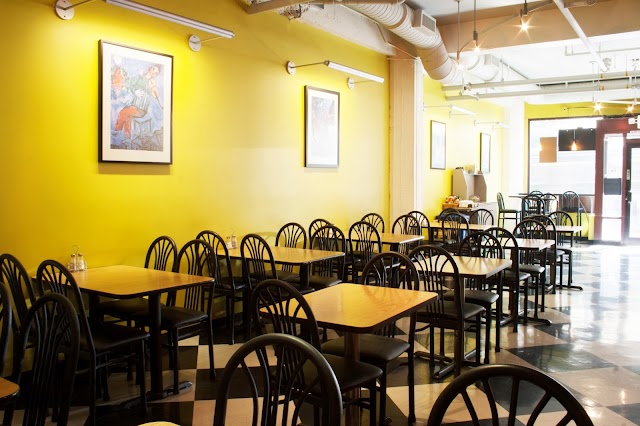 Pinoyshki Bakery & Cafe