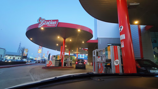 Iper Station - Visual