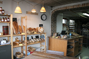 Photo n°1 de Merci Pâton ! Boulangerie Biologique Coopérative à Louzy (Boulangerie)