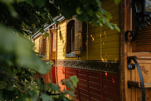 Photo n°61 de La Bourousais -Chambres d'hôtes- Cabane Perchée - Hébergement insolite en Bretagne à Val d'Anast (Hôtel)