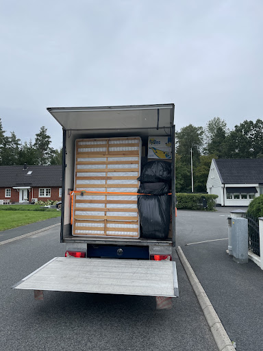 Flyttfirma Växjö - Växjös Flyttbud ( Flytthjälp, Packhjälp, Flyttstädning, Tömma dödsbo - Thumbnail