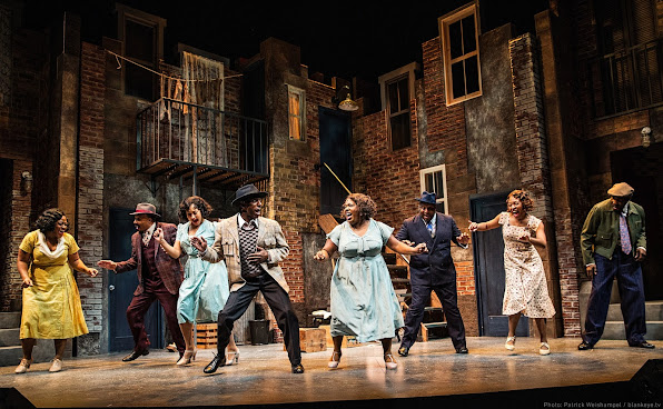 Portland Center Stage by null