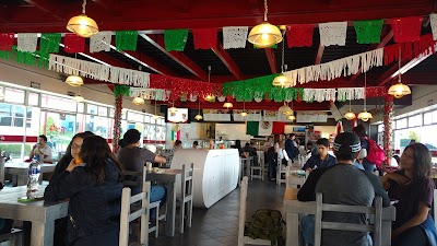 Photos of Cafeteria UVM Toluca