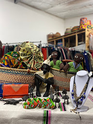 Photo n°2 de ZigZag dans la cour à Sauve (Artisanat)