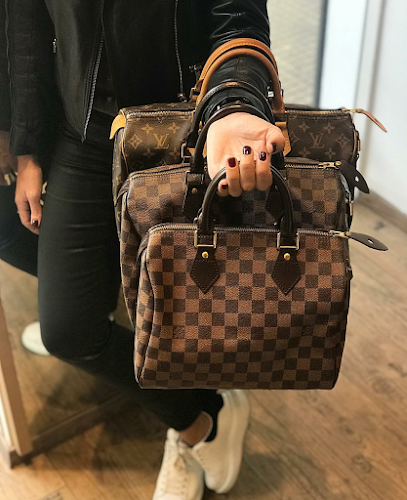 Comentarii opinii despre Brand Stories-Second Hand Boutique(buy-sell-trade)