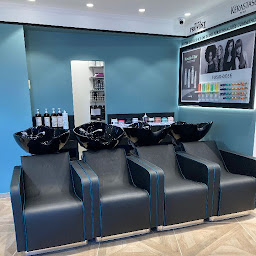 Photo n°8 de Franck Provost - Coiffeur Meudon à Meudon (Magasin de cosmétiques)