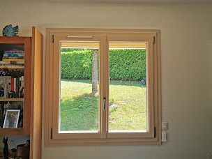 Photo n°25 de Imperium Ouvertures Annecy à Annecy (Magasin de fenêtres en PVC)